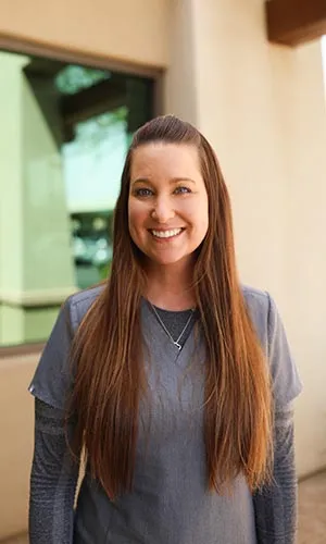 Jen, Dental Assistant